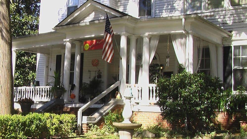 Chester Inn Upon Moon River Plantation מראה חיצוני תמונה